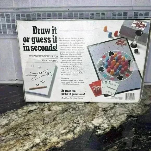 VINTAGE WIN LOSE OR DRAW Board Game Milton Bradley 1987 - Picture 9 of 16